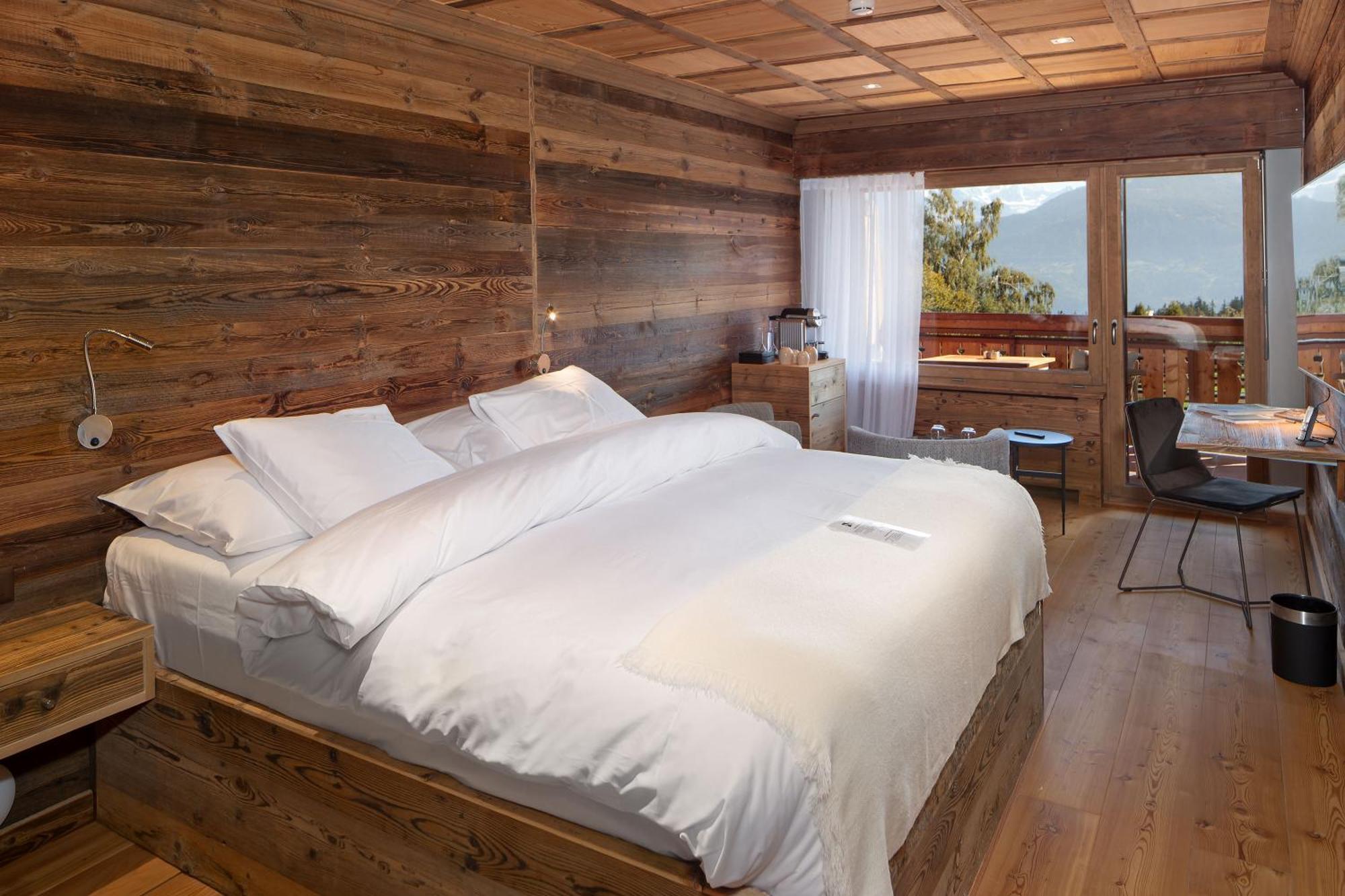 Aida Hotel & Spa - "Adults Only" Relais & Chateaux Crans-Montana Exterior photo